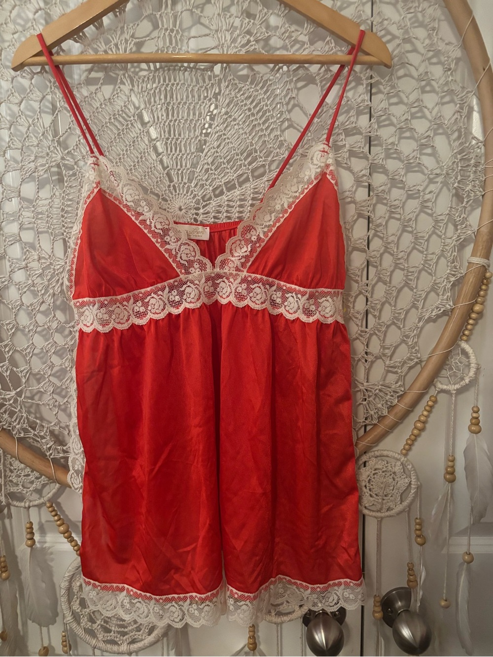 Erica Loren New York Red Lace-Trim Vintage Nightgown A00407